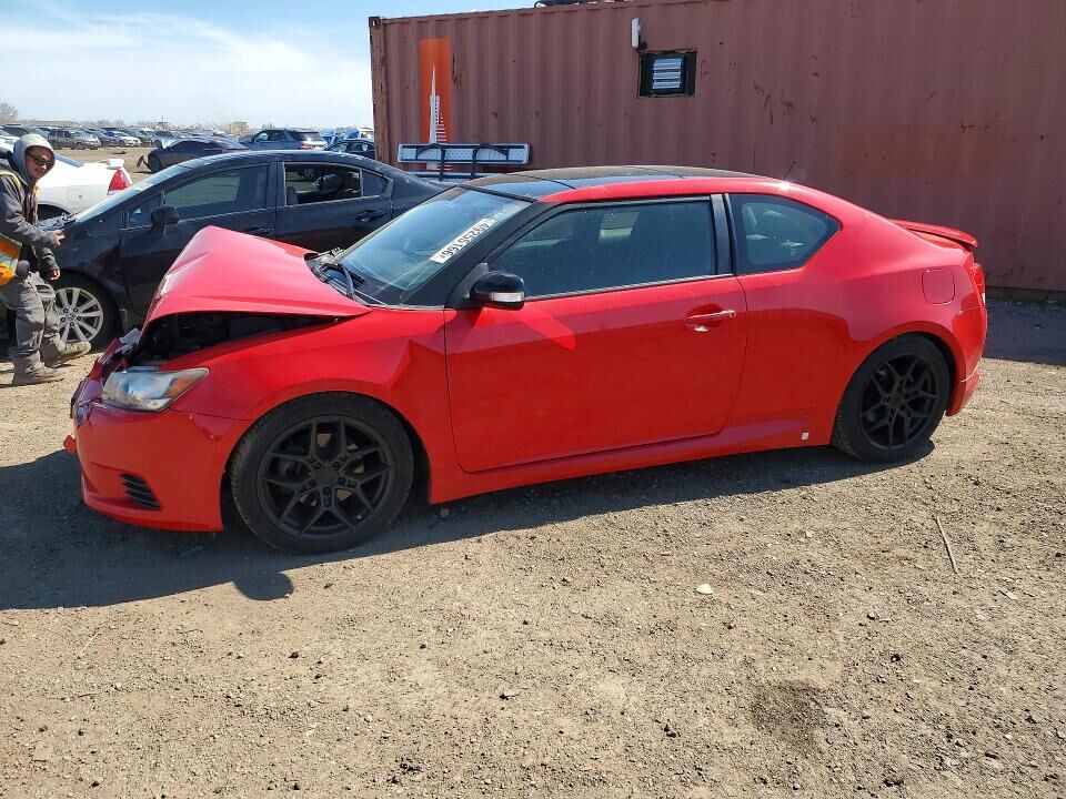 2013 TOYOTA SCION