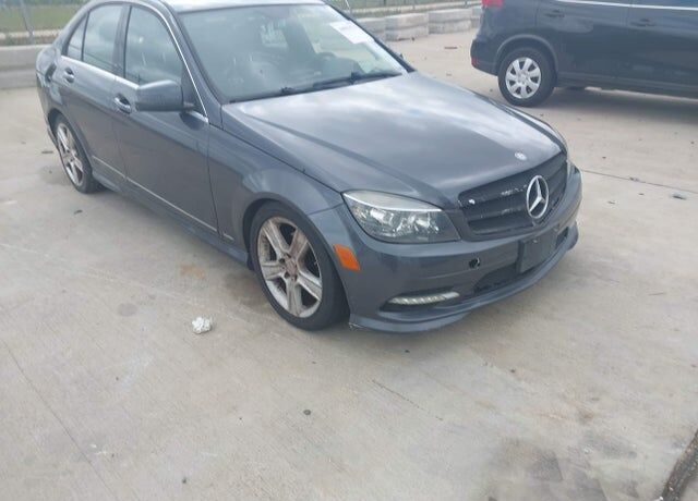 2011 MERCEDES-BENZ C-Class