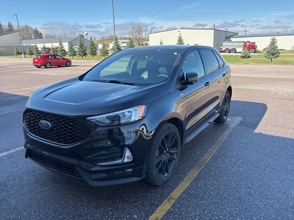 2024 FORD Edge