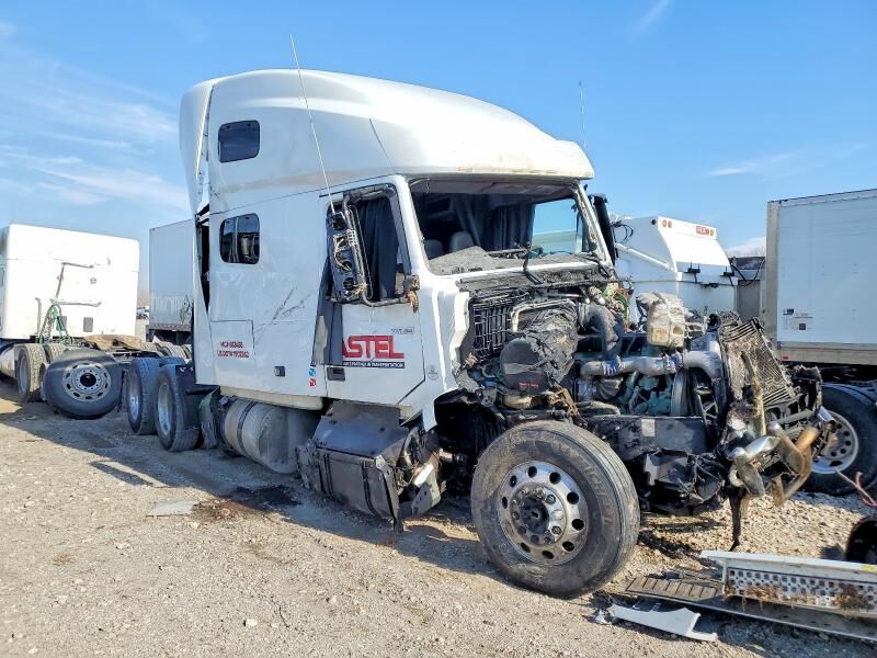 2025 VOLVO TRUCK VNL