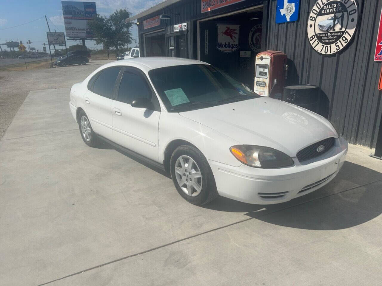 2005 FORD Taurus