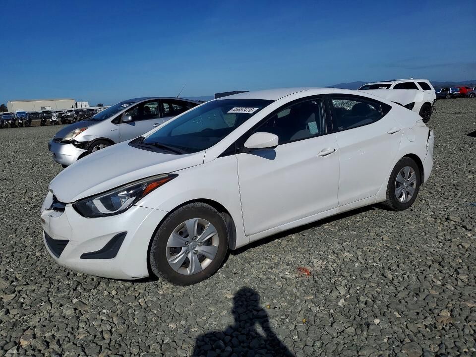 2016 HYUNDAI Elantra