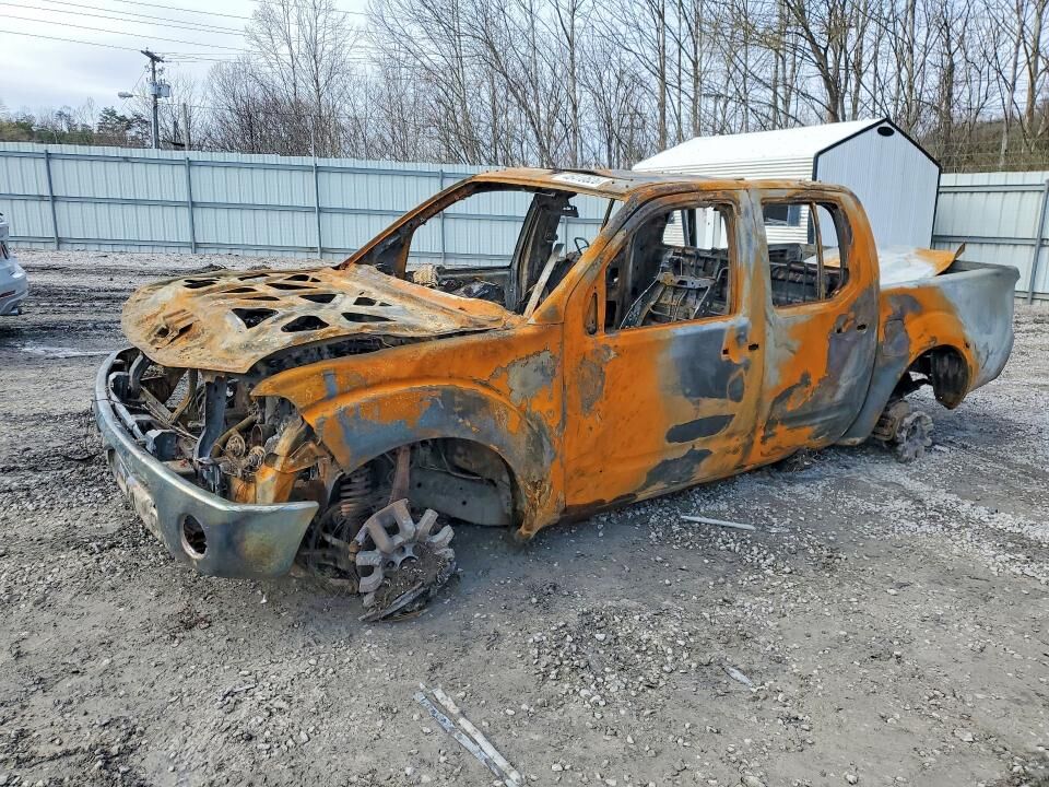 2011 NISSAN Frontier