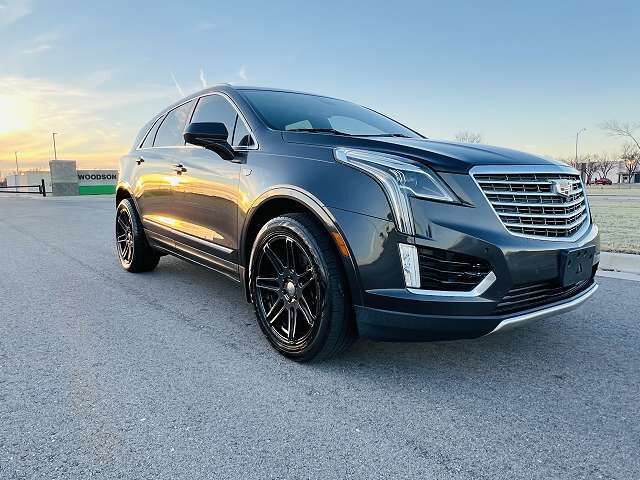 2017 CADILLAC XT5