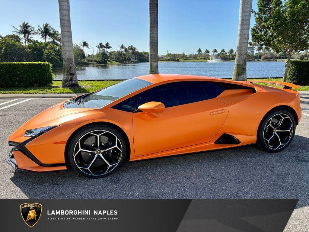 2024 LAMBORGHINI Huracan