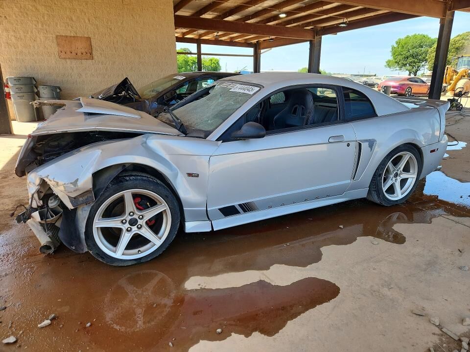 2002 FORD Mustang