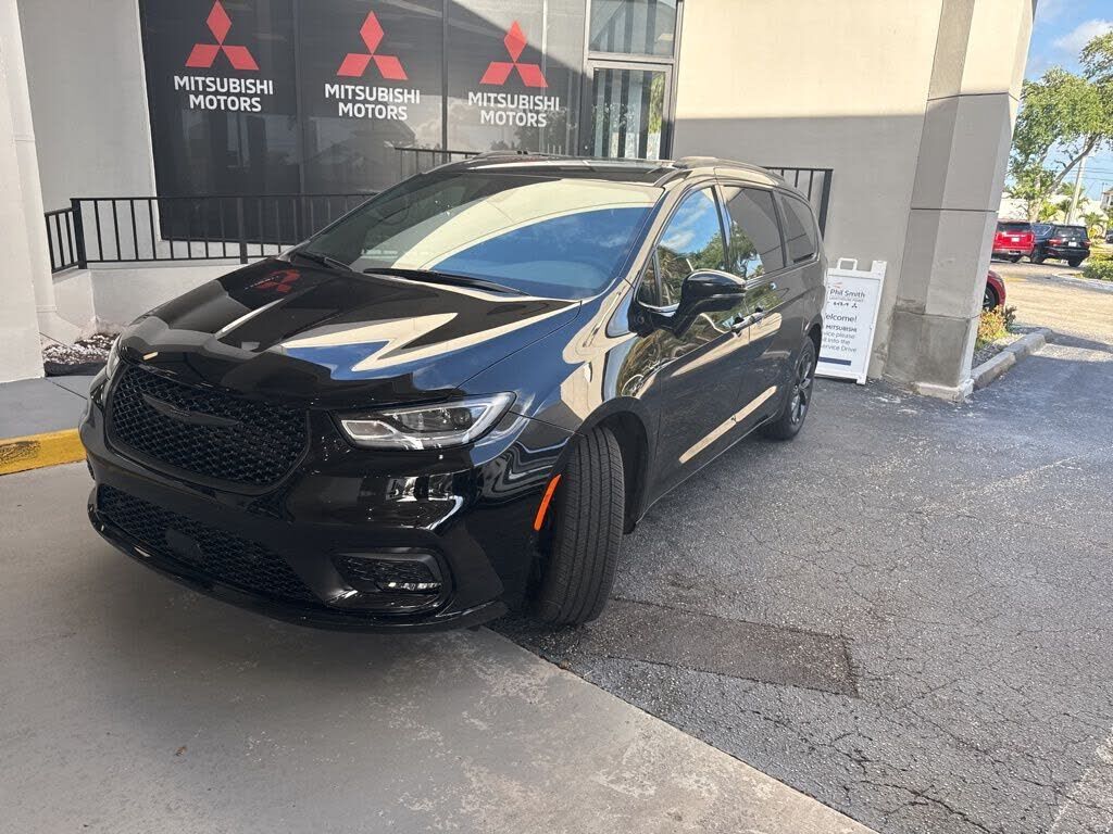 2025 CHRYSLER Pacifica