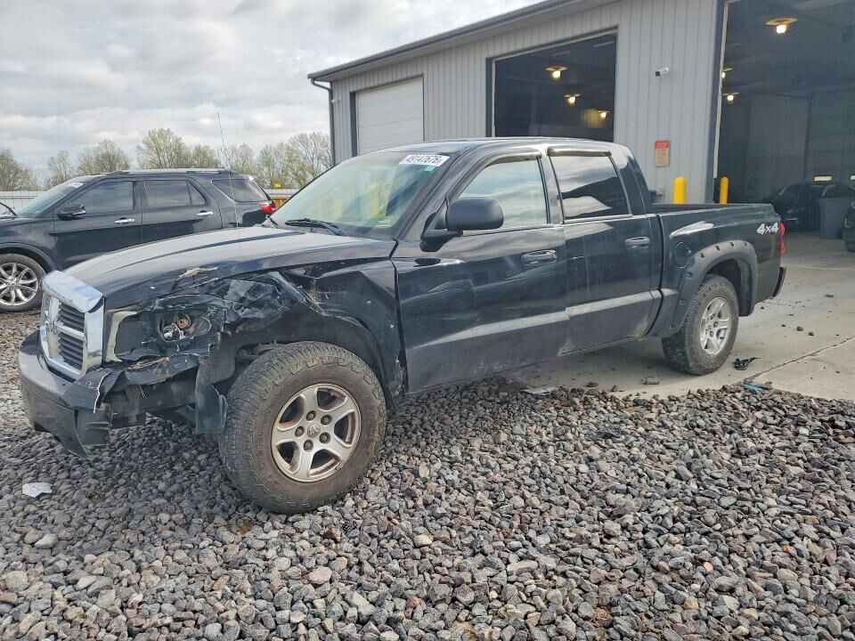 2005 DODGE Dakota