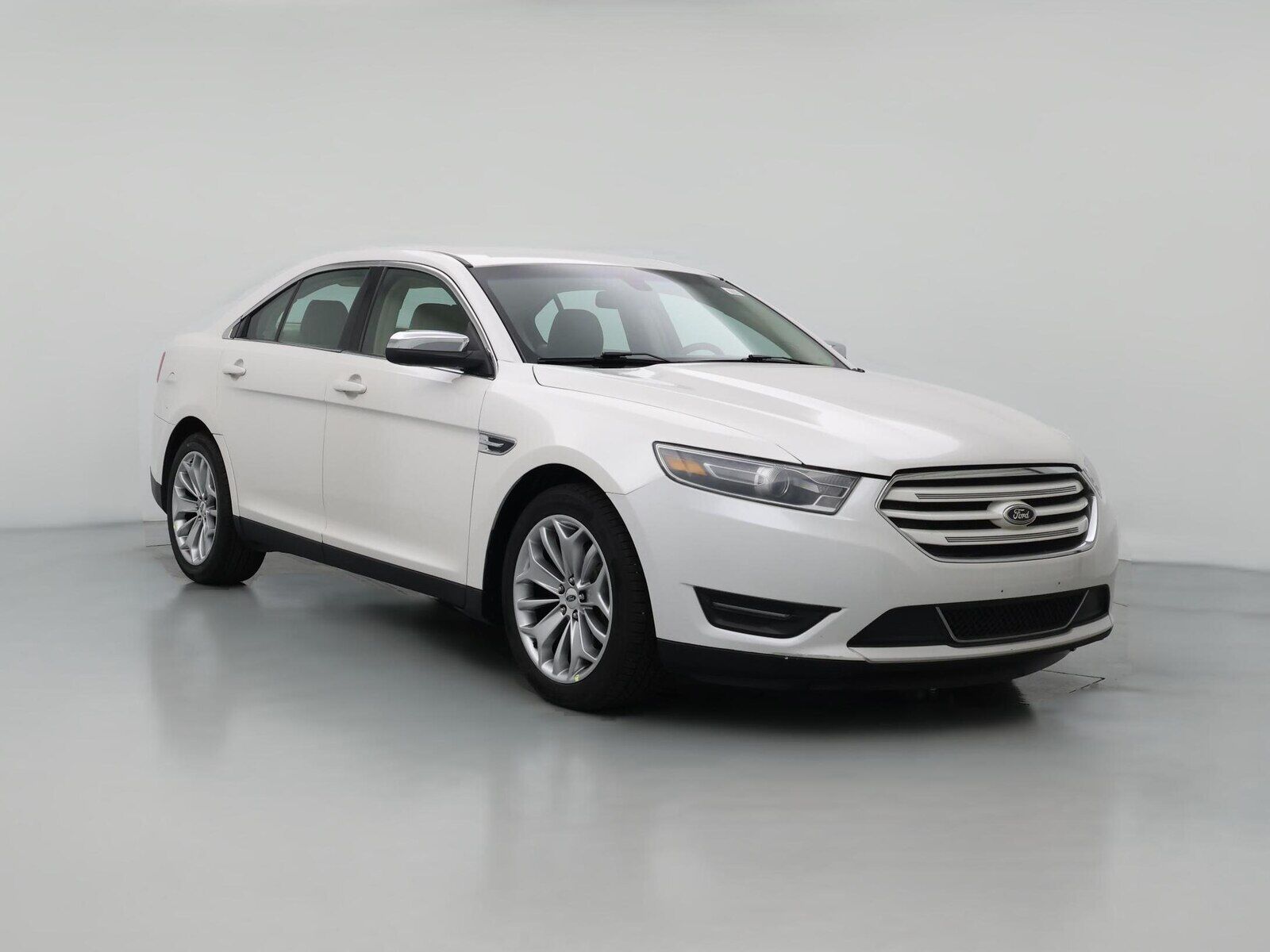 2015 FORD Taurus