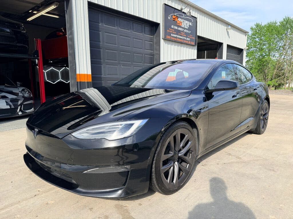 2021 TESLA Model S