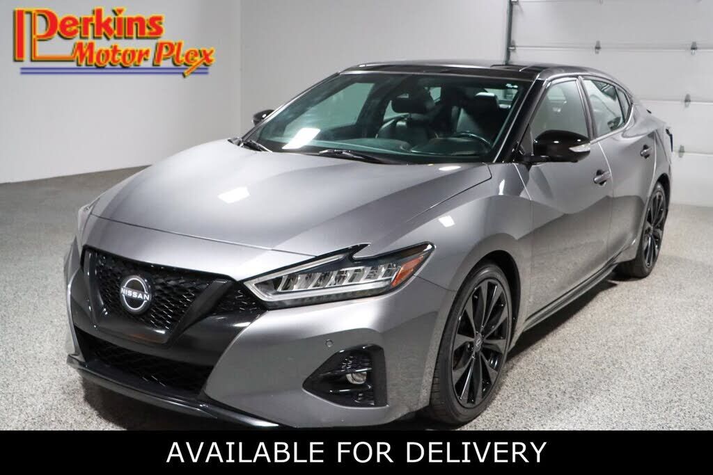 2023 NISSAN Maxima