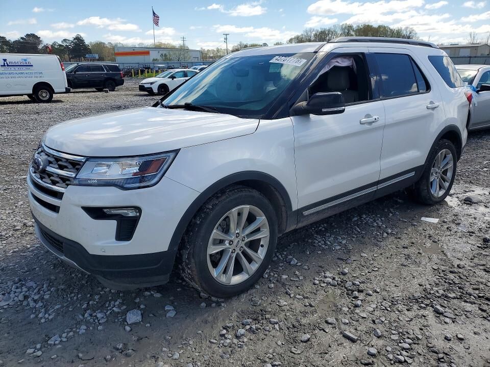 2018 FORD Explorer