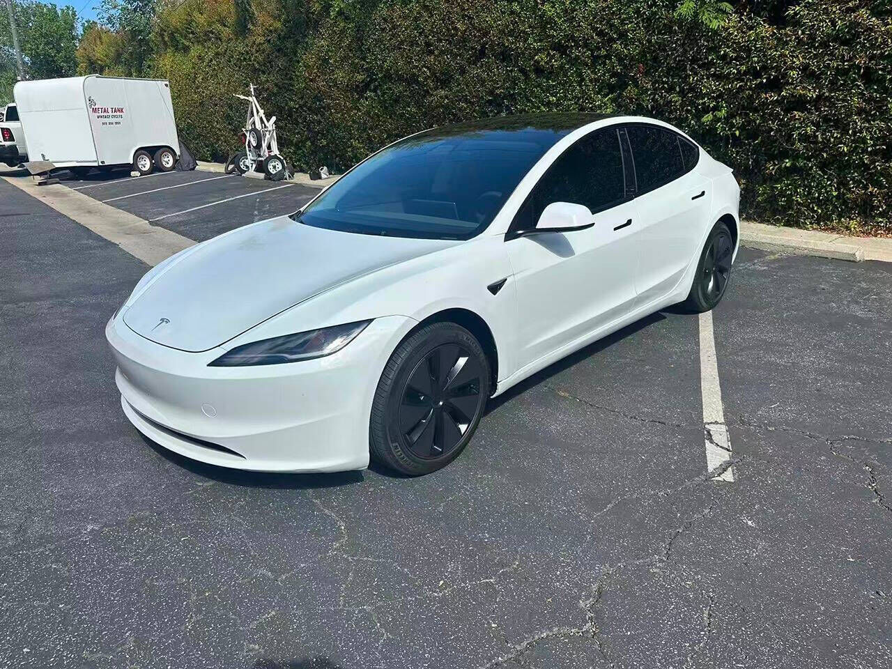 2024 TESLA Model 3