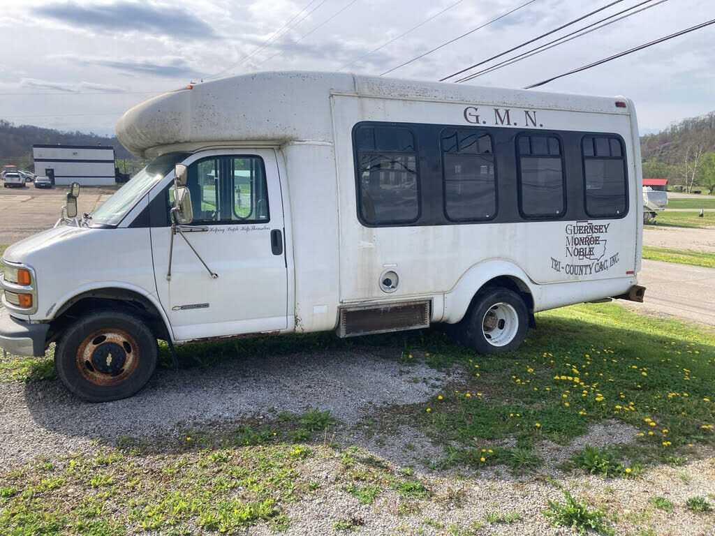 2002 CHEVROLET Express