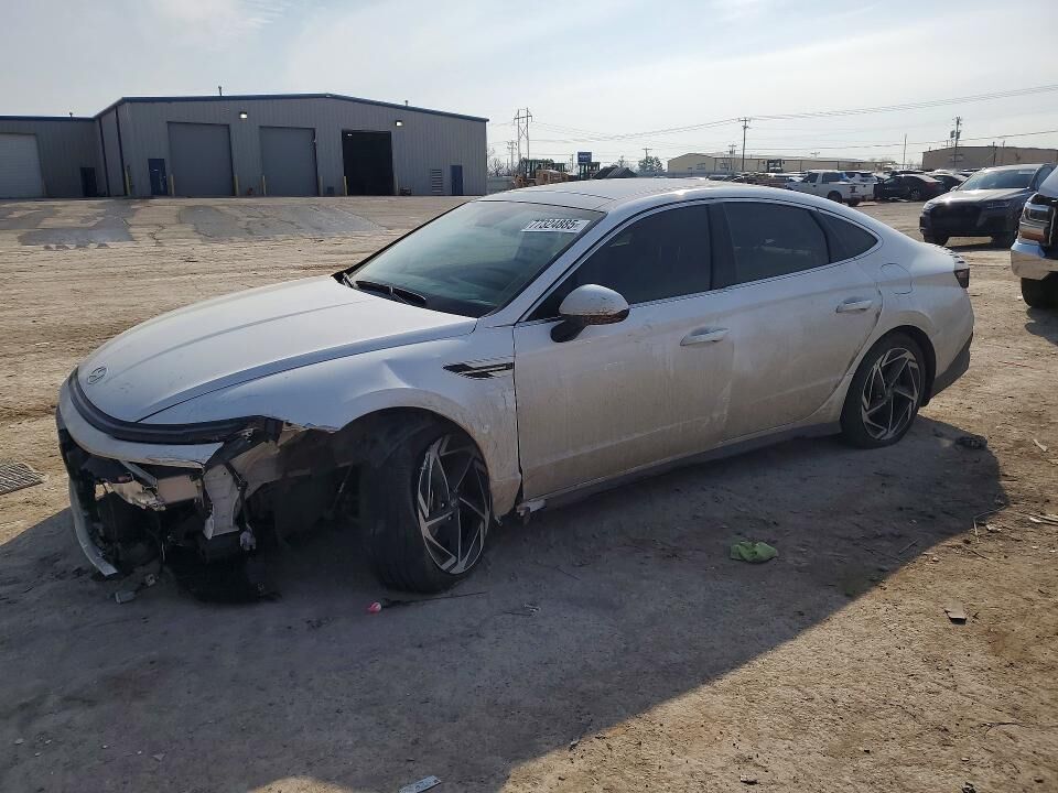 2024 HYUNDAI Sonata