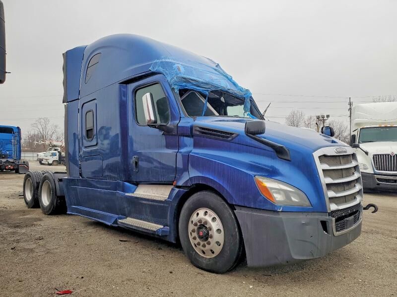 2019 FREIGHTLINER New Cascadia 126" Sleepercab