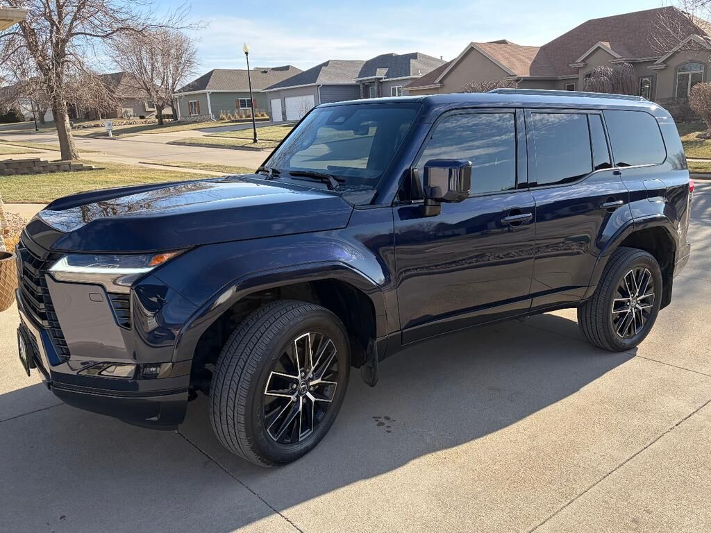 2025 LEXUS GX