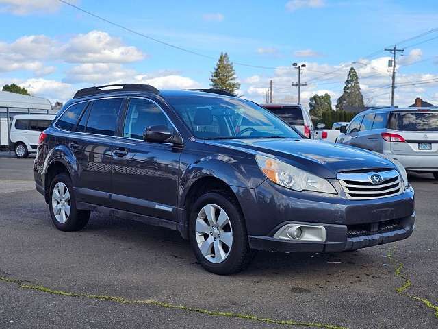 2012 SUBARU Outback