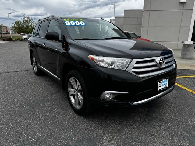 2011 TOYOTA Highlander