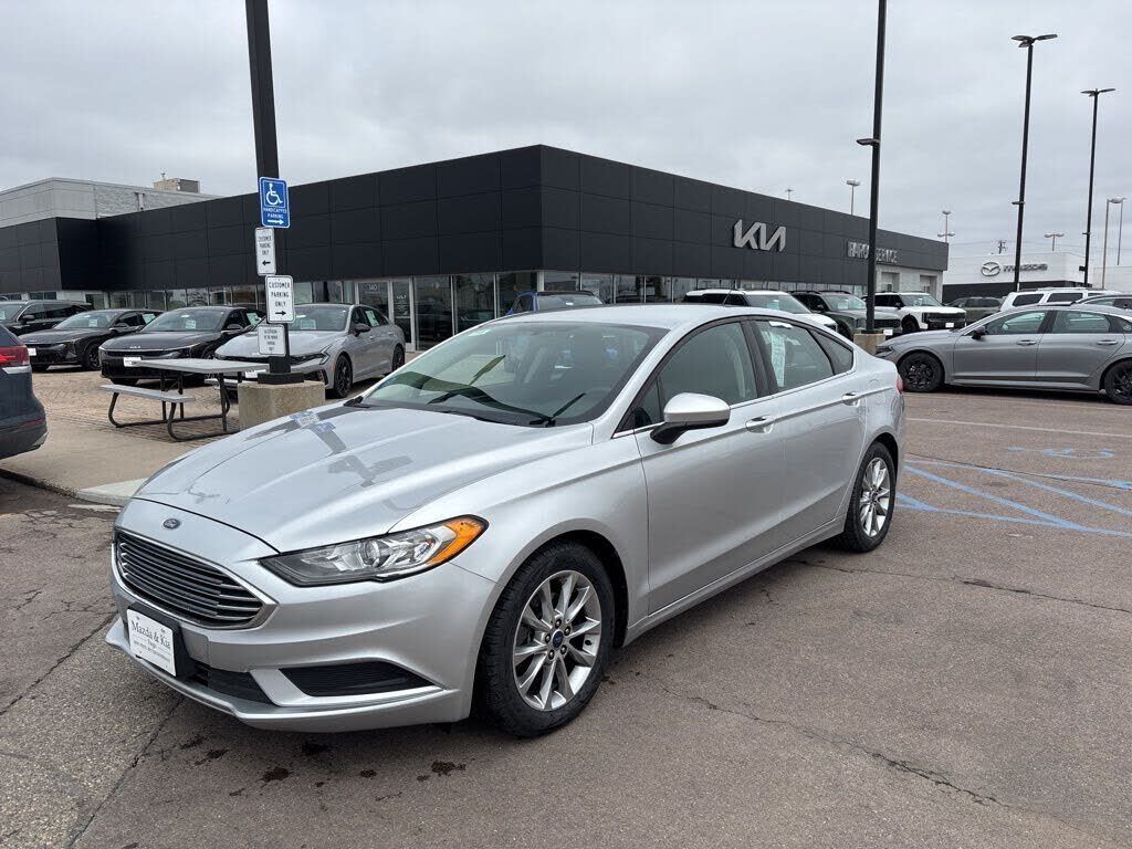 2017 FORD Fusion