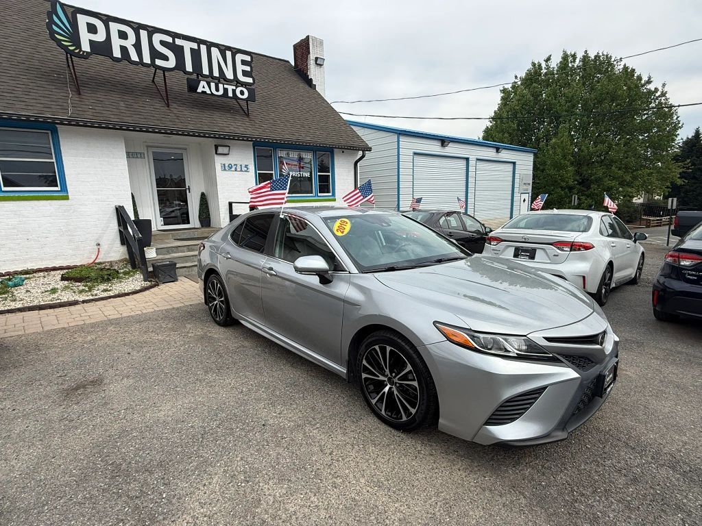 2019 TOYOTA Camry