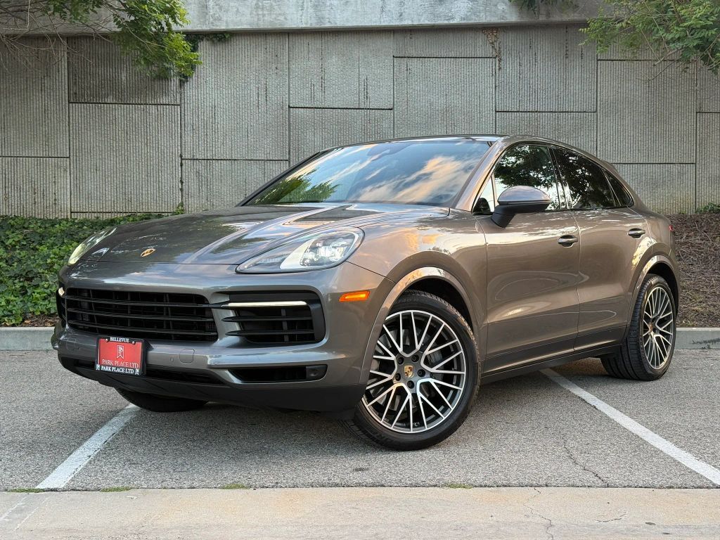 2020 PORSCHE Cayenne