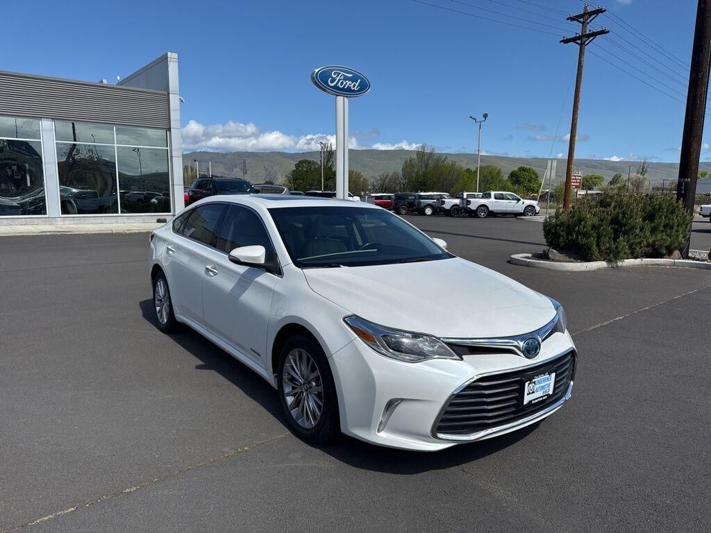 2016 TOYOTA Avalon