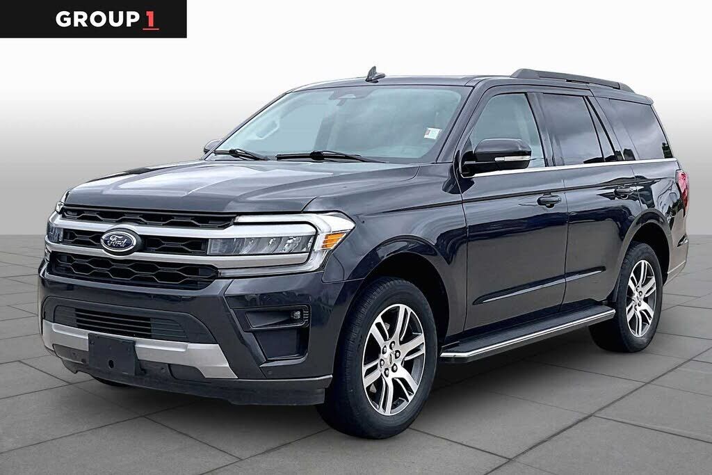 2022 FORD Expedition