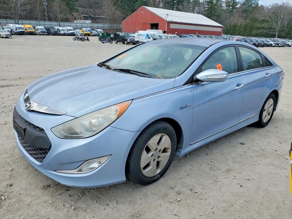 2011 HYUNDAI Sonata
