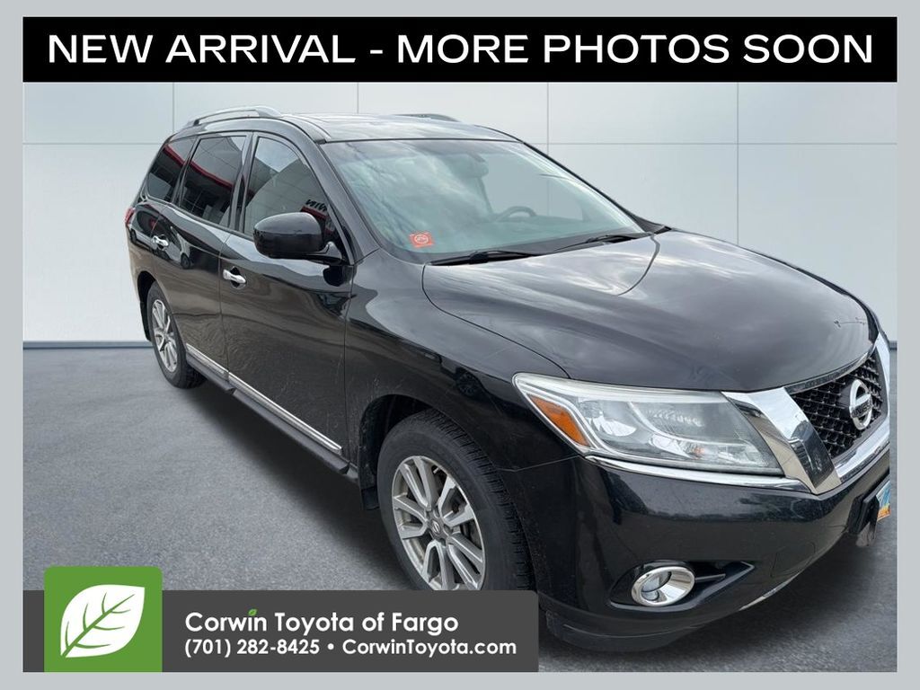 2016 NISSAN Pathfinder