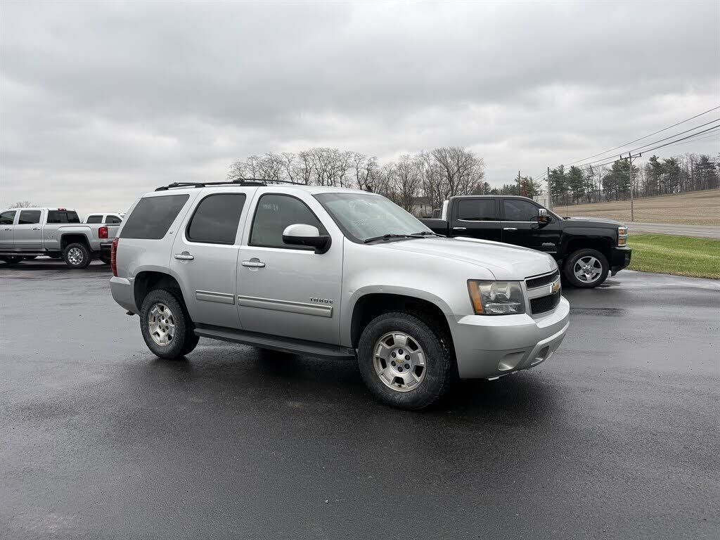 2011 CHEVROLET Tahoe