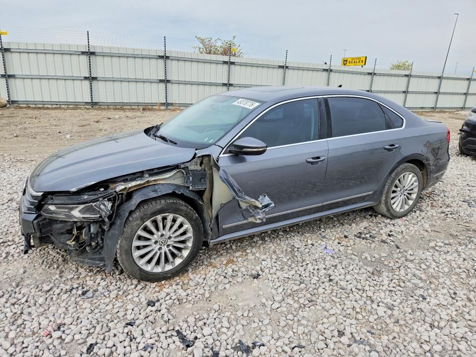 2016 VOLKSWAGEN Passat
