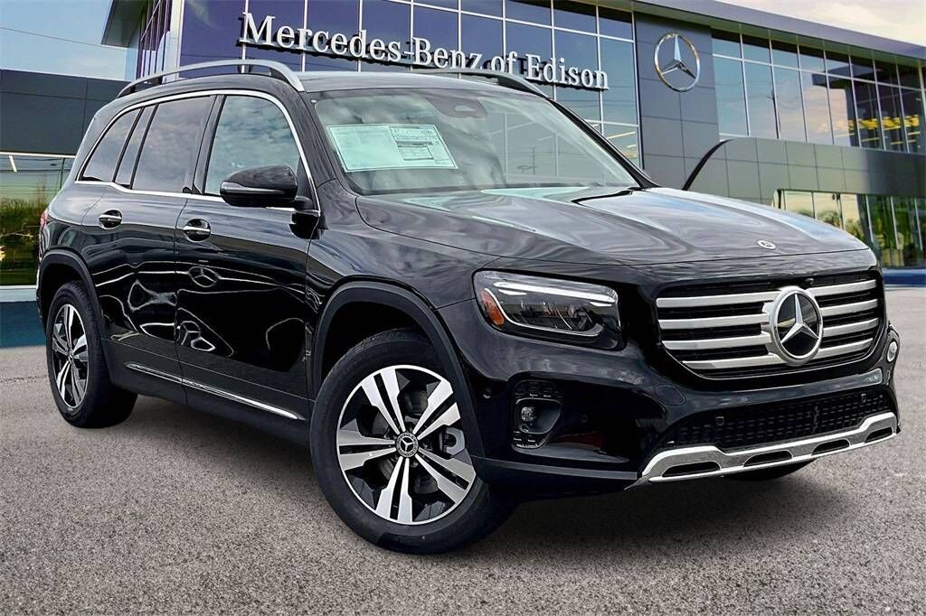 2026 MERCEDES-BENZ GLB-Class