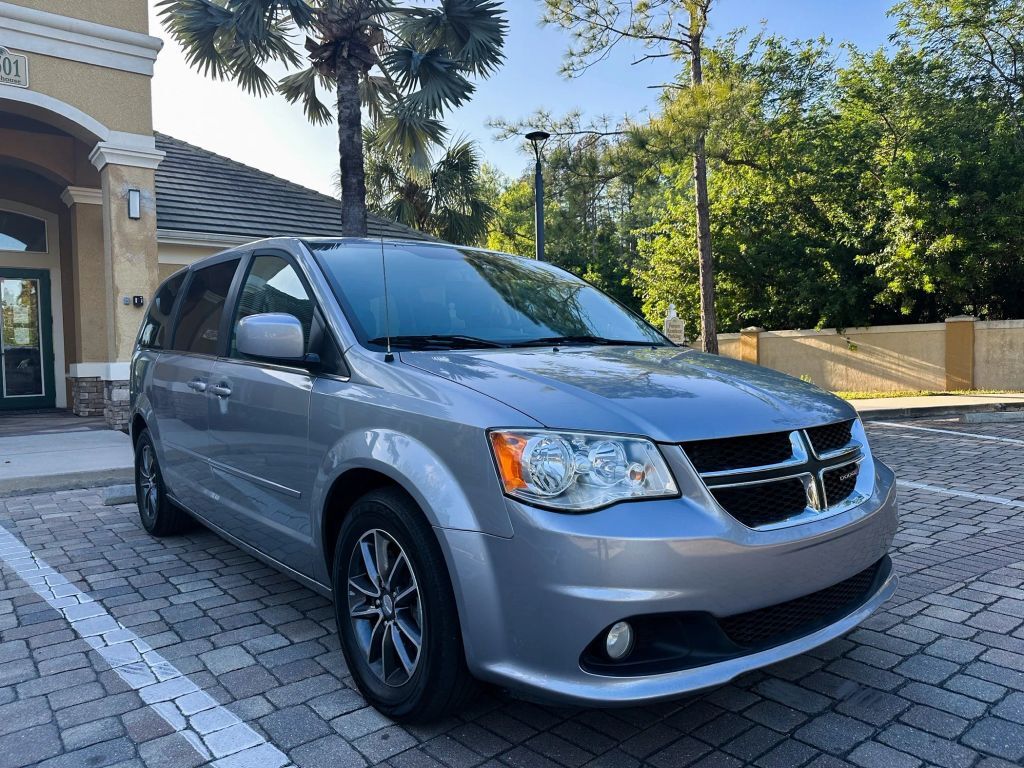2017 DODGE Grand Caravan
