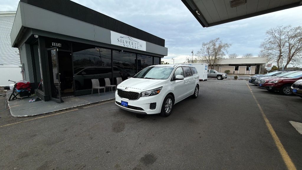 2017 KIA Sedona