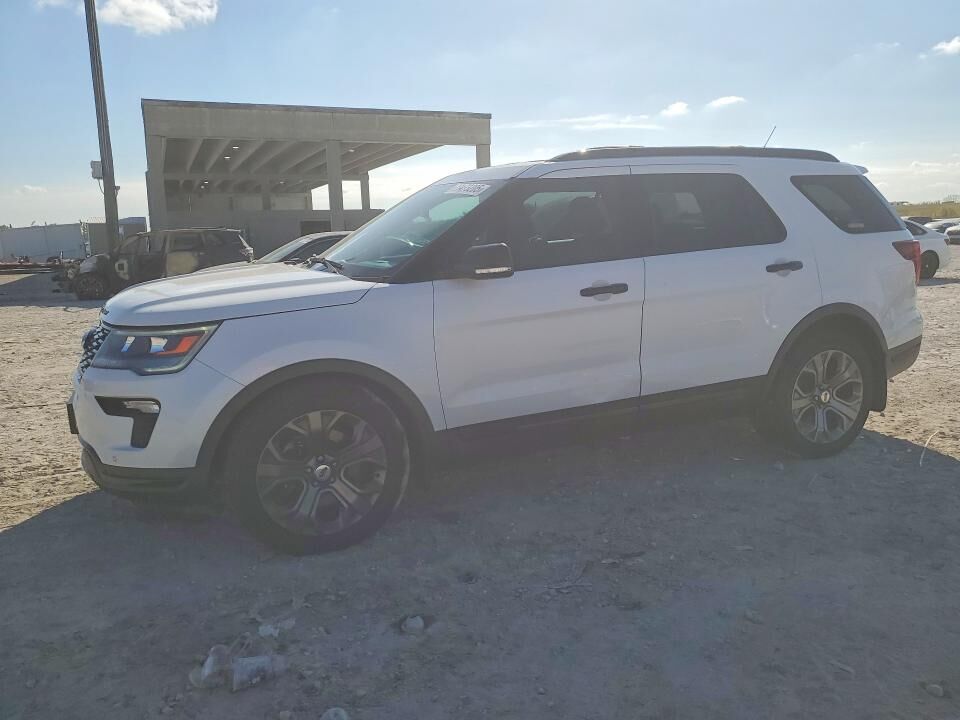 2018 FORD Explorer