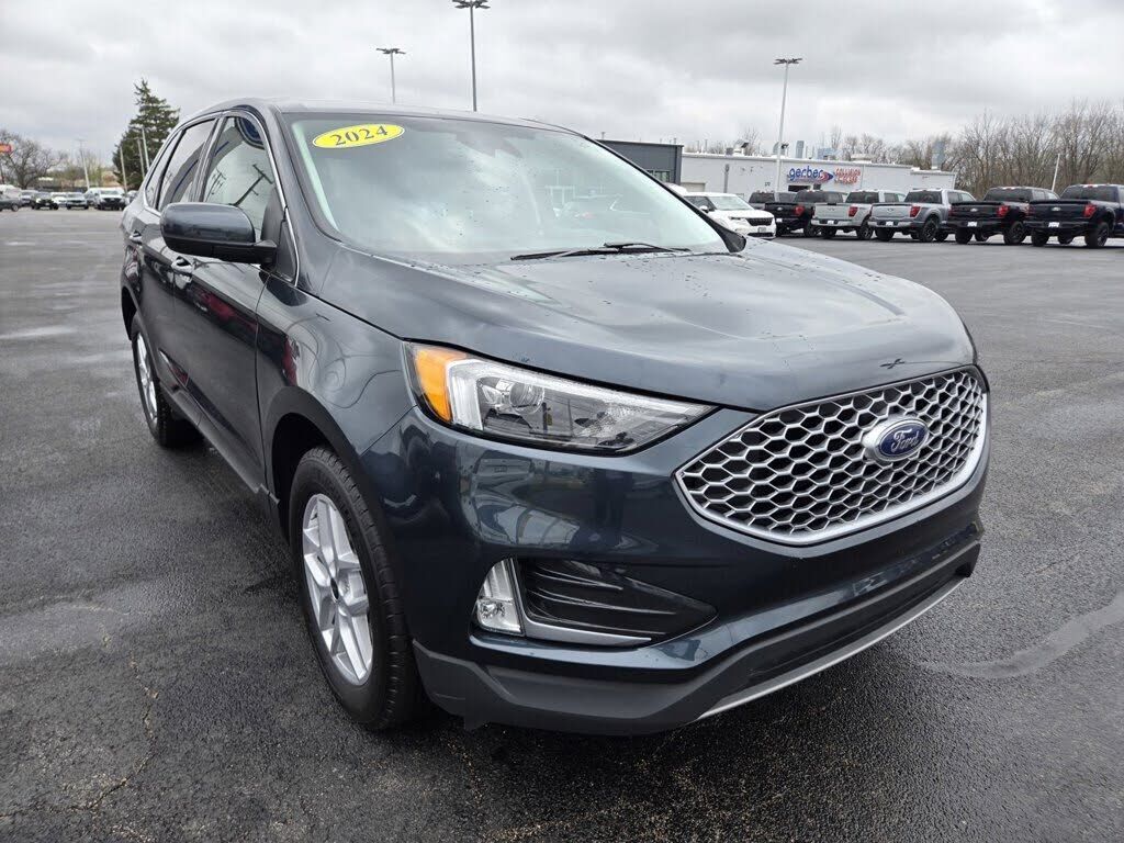 2024 FORD Edge