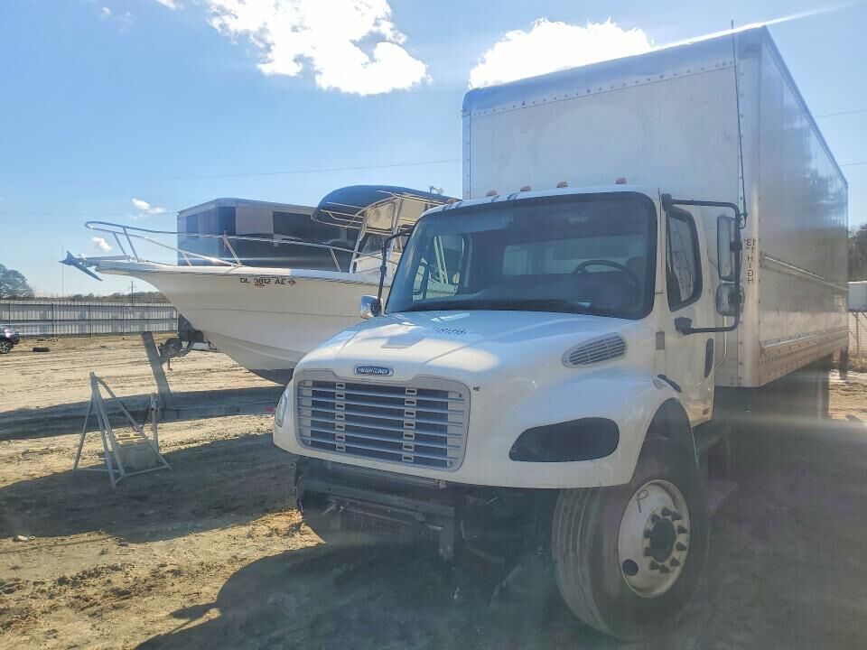2012 FREIGHTLINER M2
