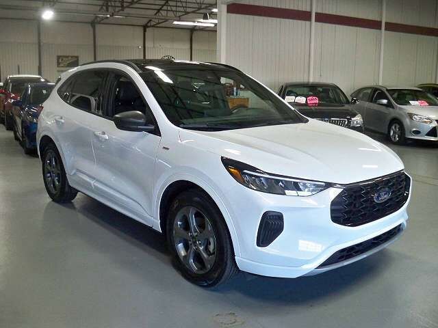 2023 FORD Escape