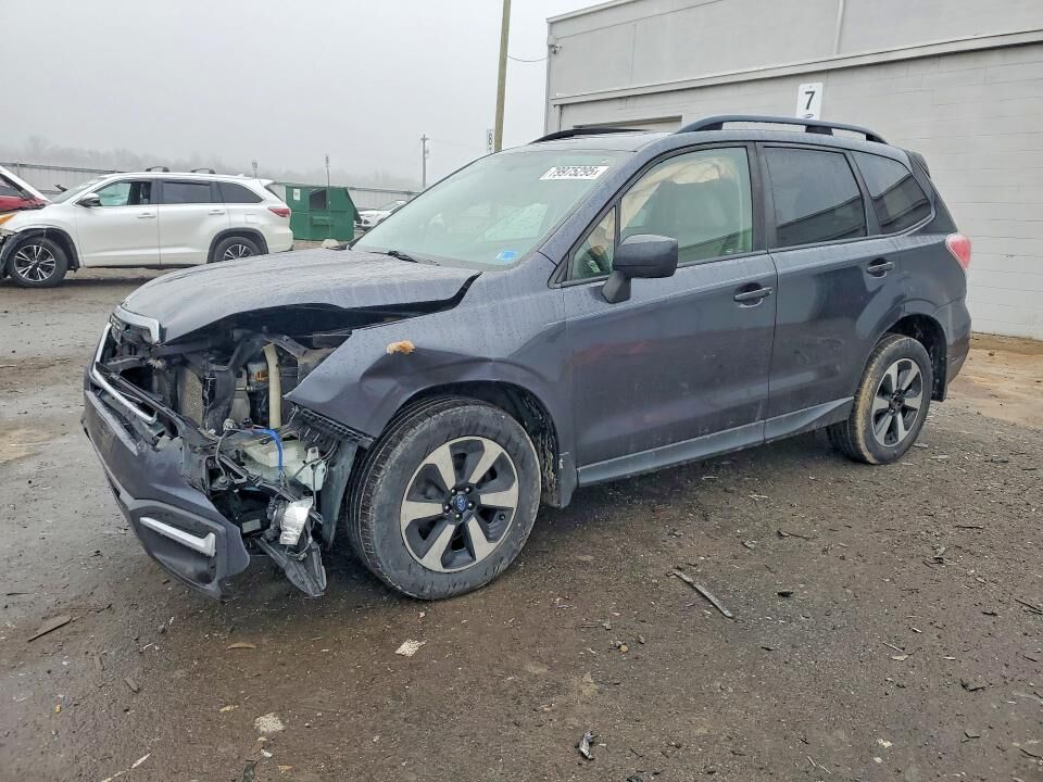 2017 SUBARU Forester