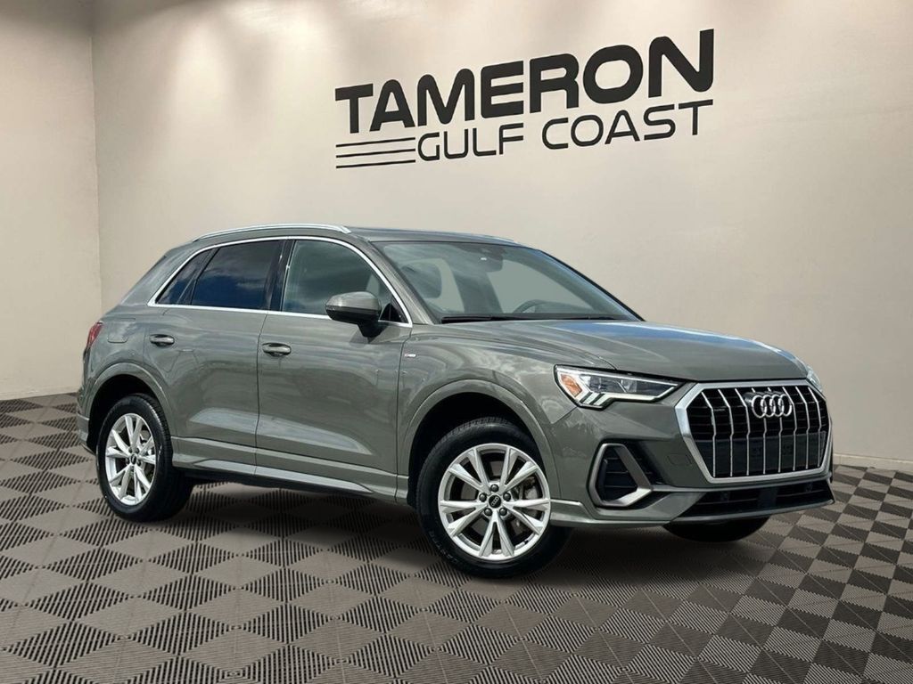 2023 AUDI Q3