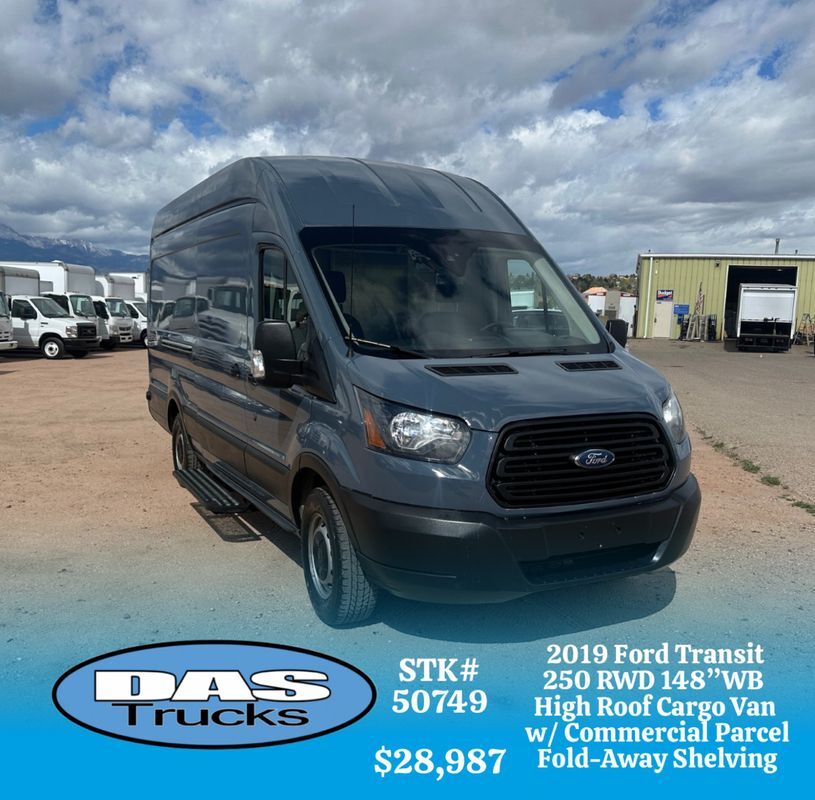 2019 FORD Transit