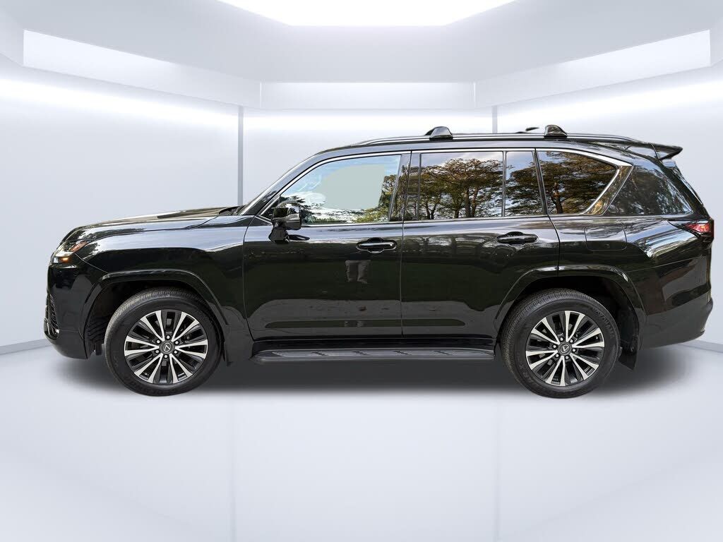 2023 LEXUS LX