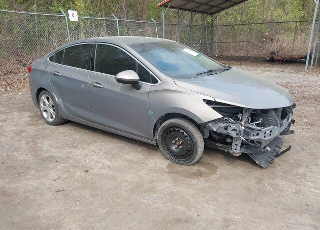 2017 CHEVROLET Cruze