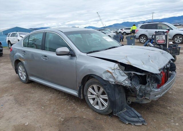 2011 SUBARU Legacy