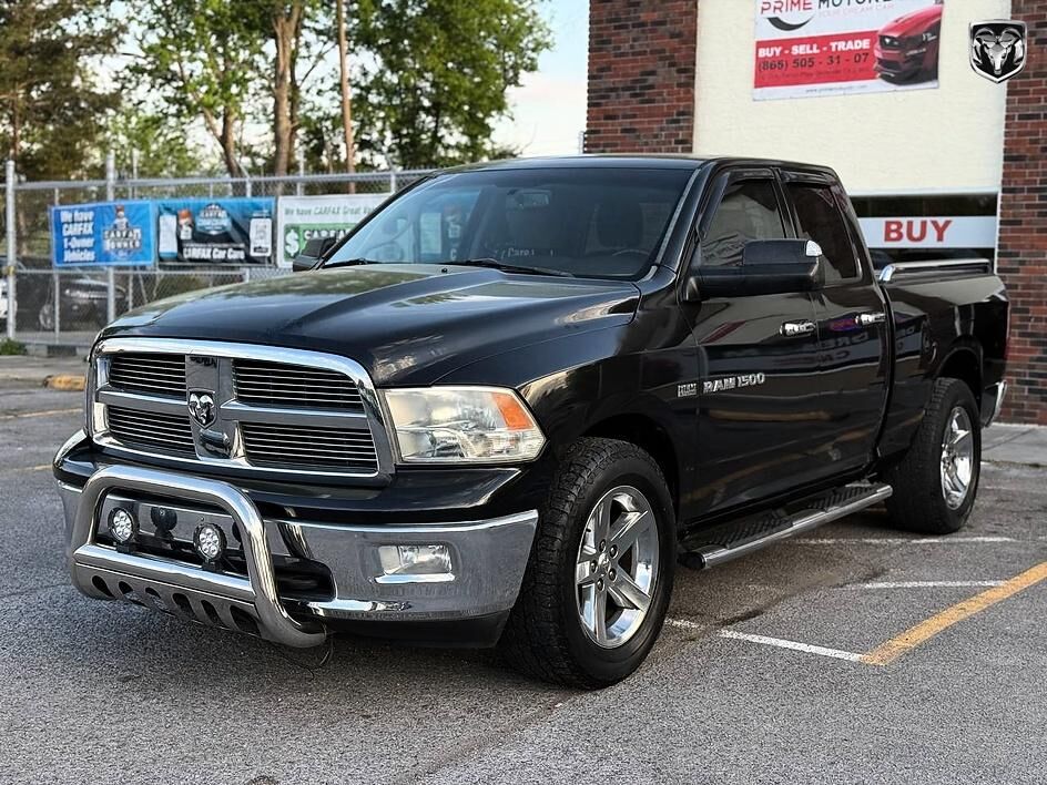 2011 DODGE Ram