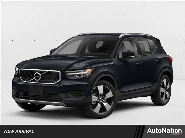 2019 VOLVO XC40