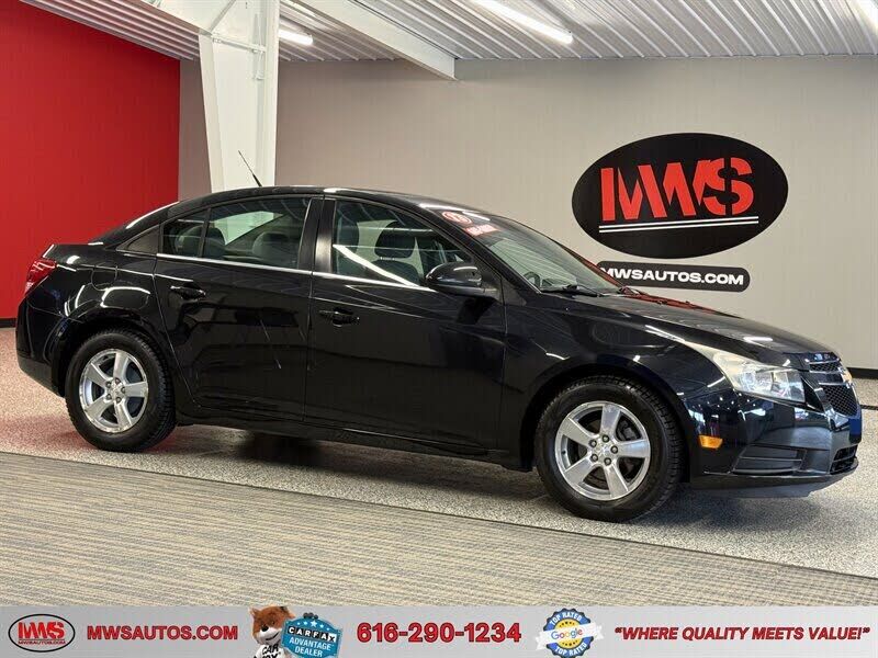 2013 CHEVROLET Cruze