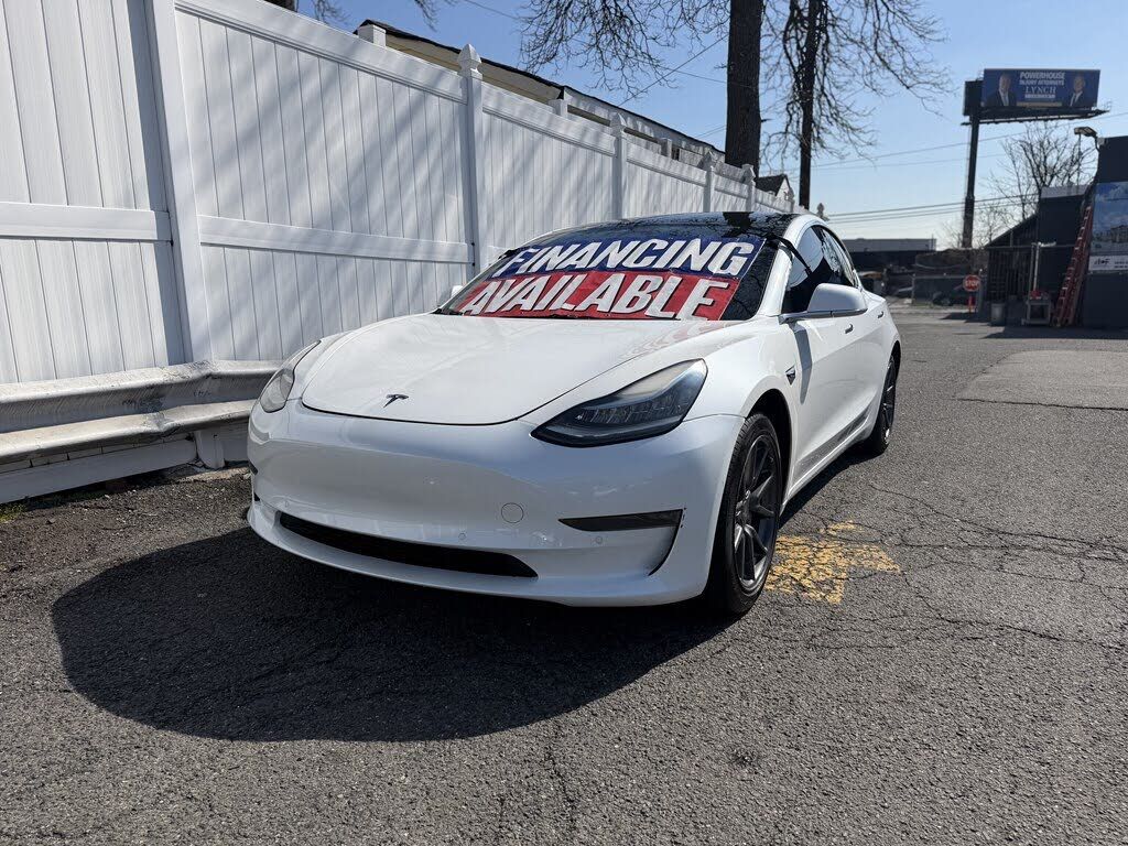2018 TESLA Model 3