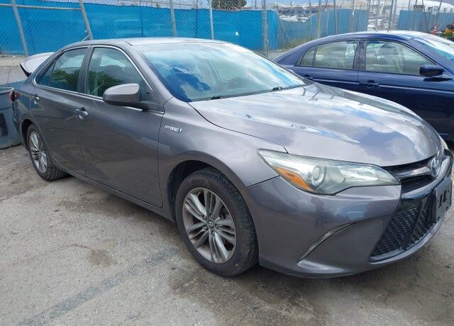 2016 TOYOTA Camry